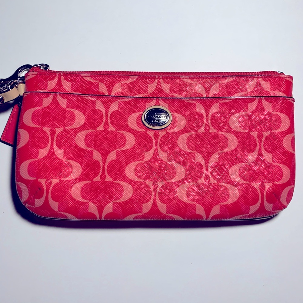 Coach wristlet (Authentic)